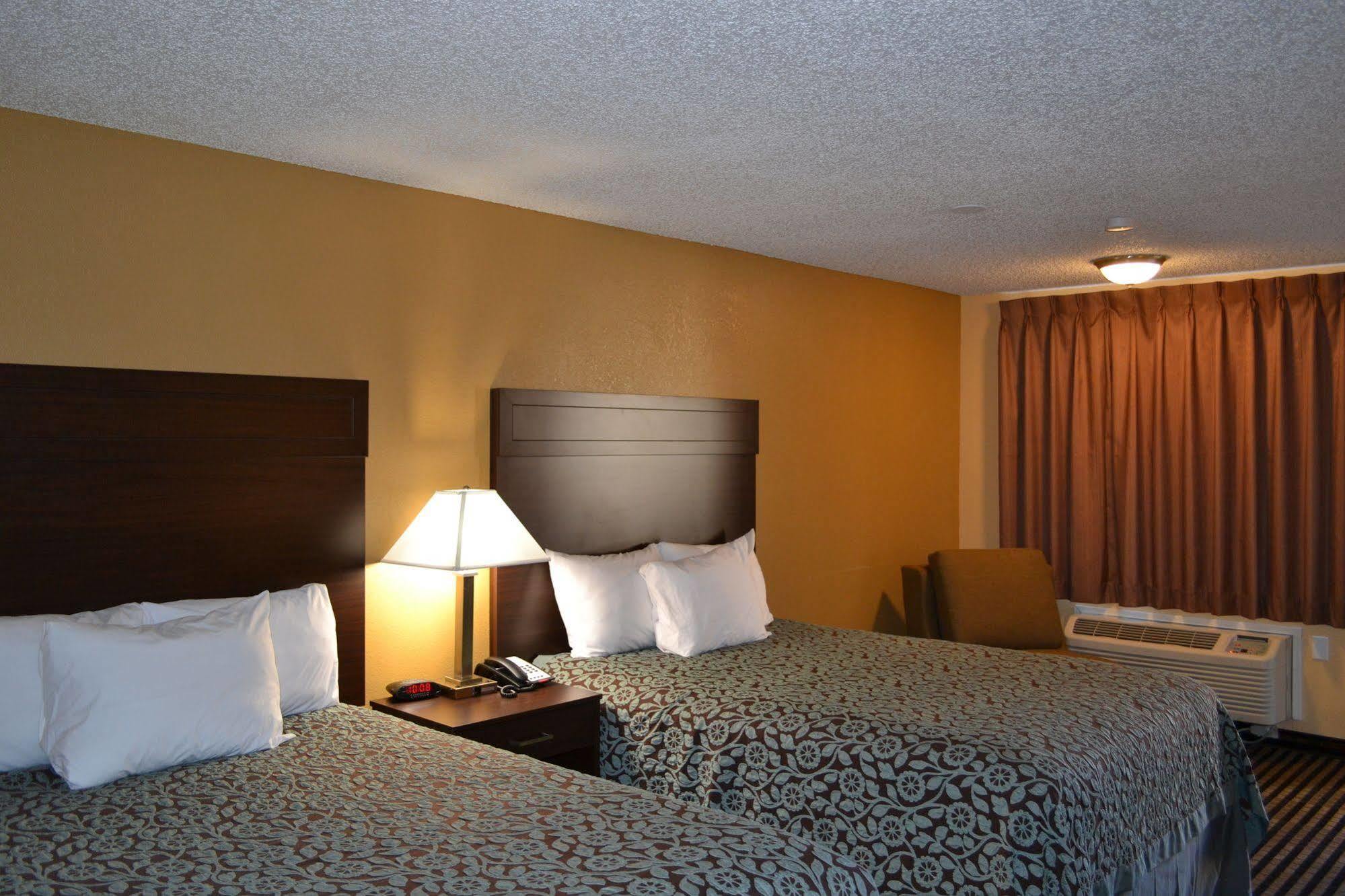 Days Inn Spokane Ngoại thất bức ảnh